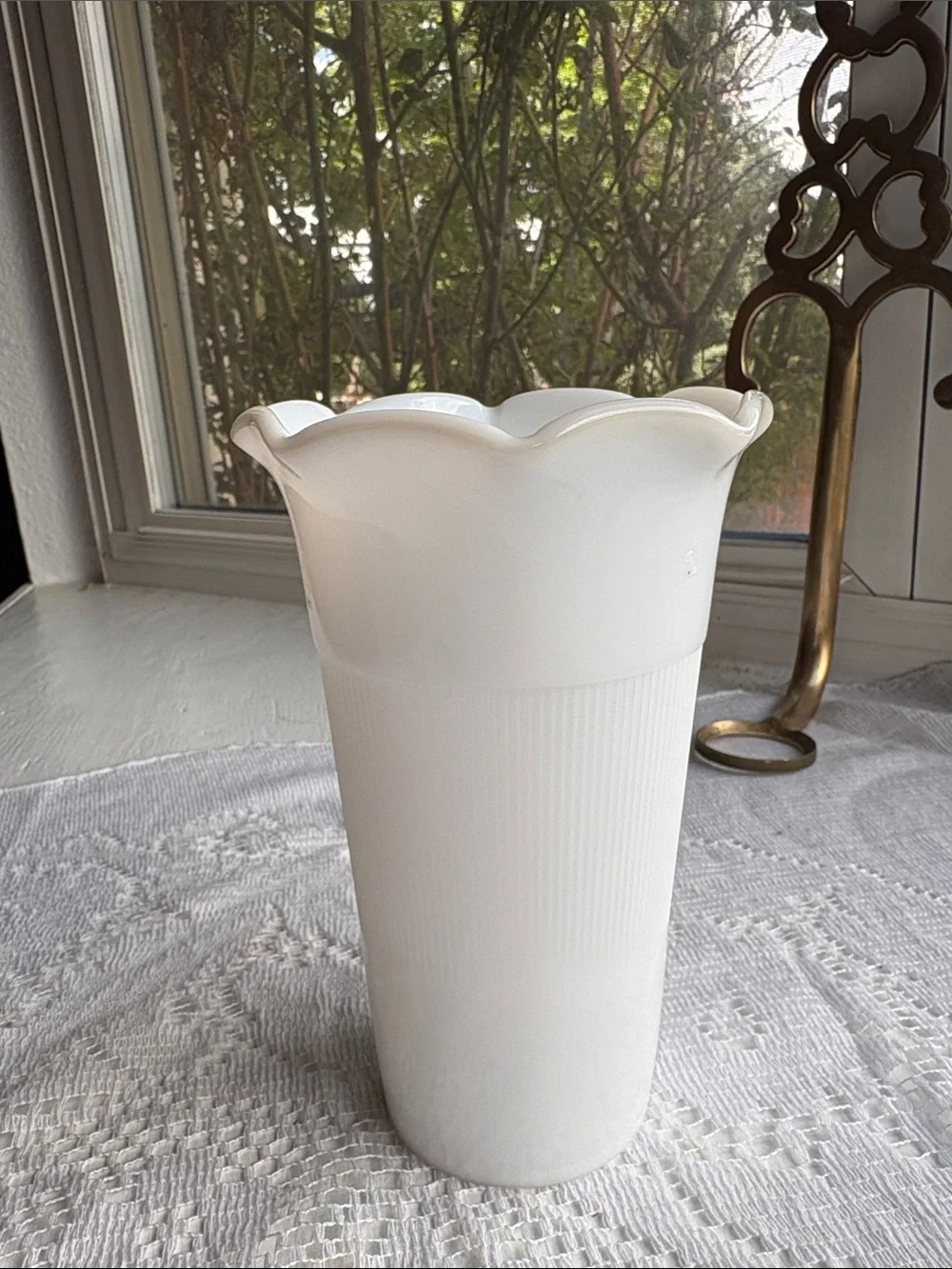 White Scalloped Edge Decorative Vase - Brand Unspecified